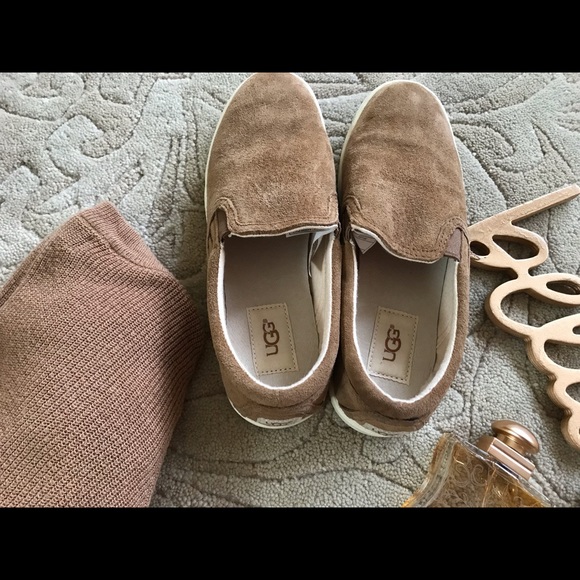 💥💥 HOST PICK 💥💥UGG shoe - Picture 5 of 5